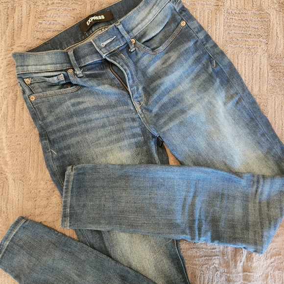 EXPRESS MID RISE LEGGING JEAN 6R